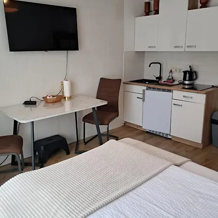 아파트 Augsburg!moeblierte Appartment! 아우크스부르크