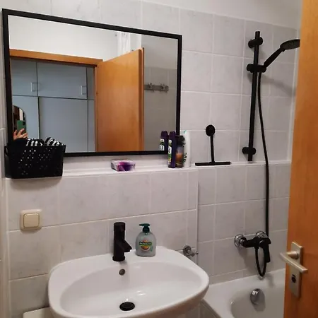 Augsburg!moeblierte Appartment! אוגסבורג